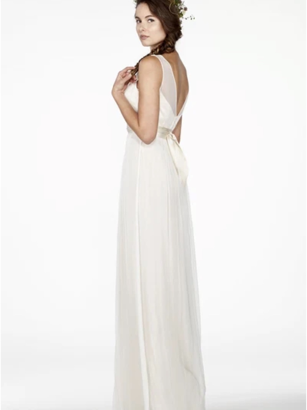 Saja Elegant Cream V-neck Wedding Dress